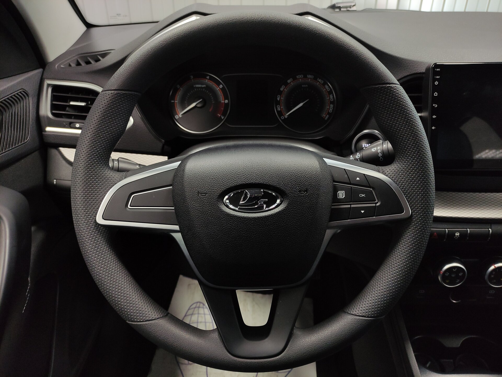 Lada (ВАЗ) Vesta, I Рестайлинг (NG) 2025