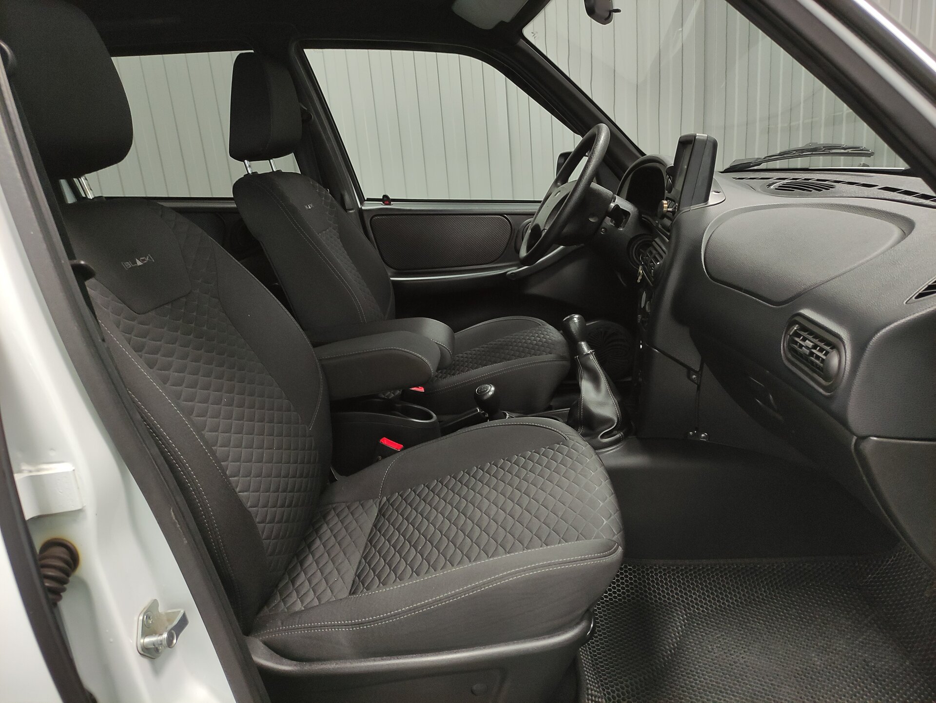 Lada (ВАЗ) Niva Travel, I 2023