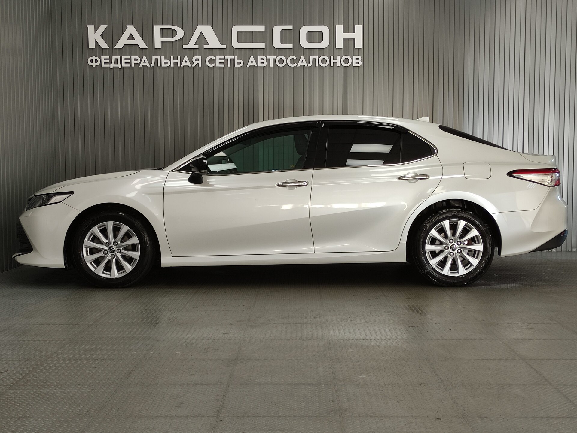 Toyota Camry, VIII (XV70) 2019