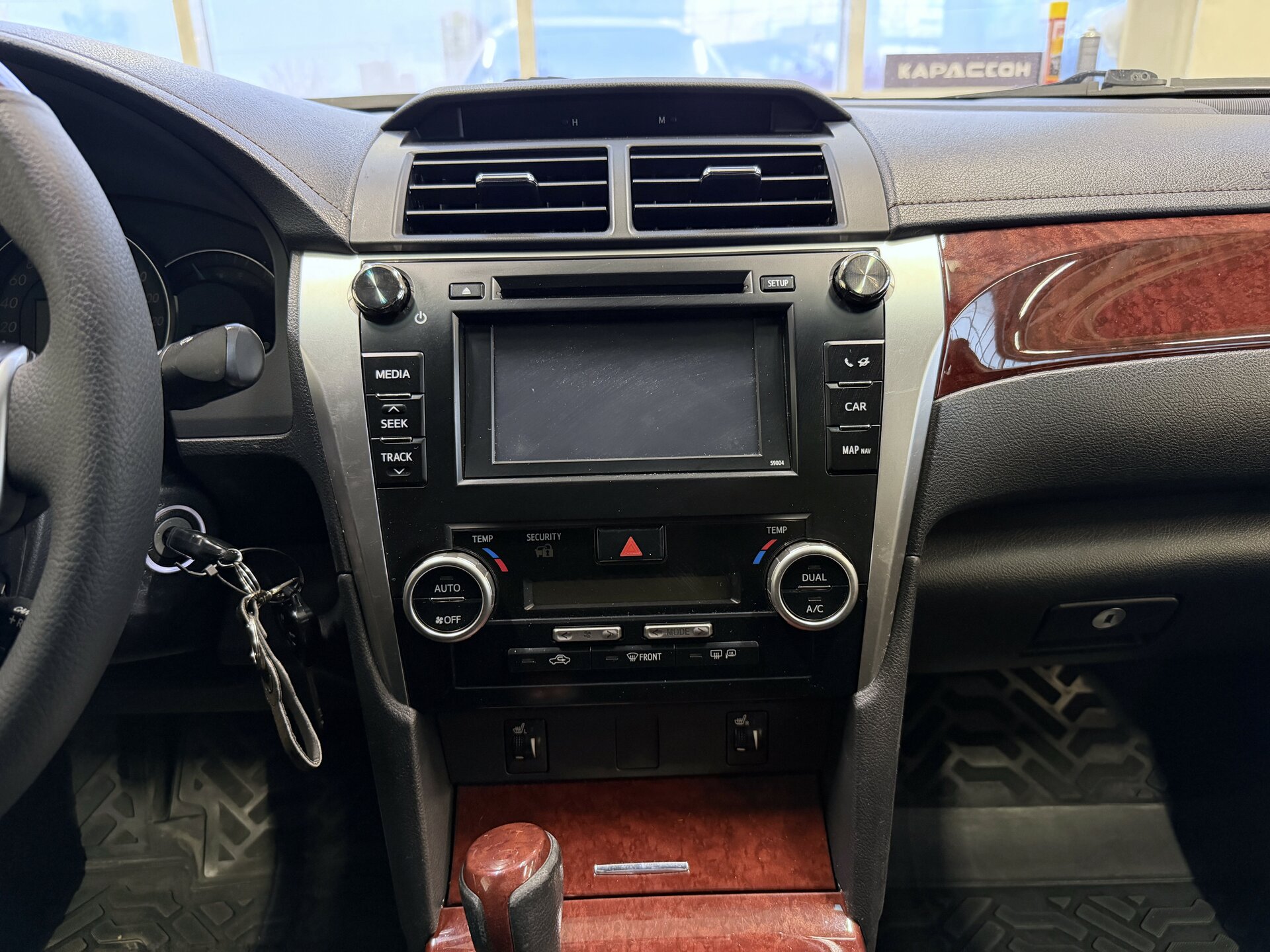 Toyota Camry, VII (XV50) 2012