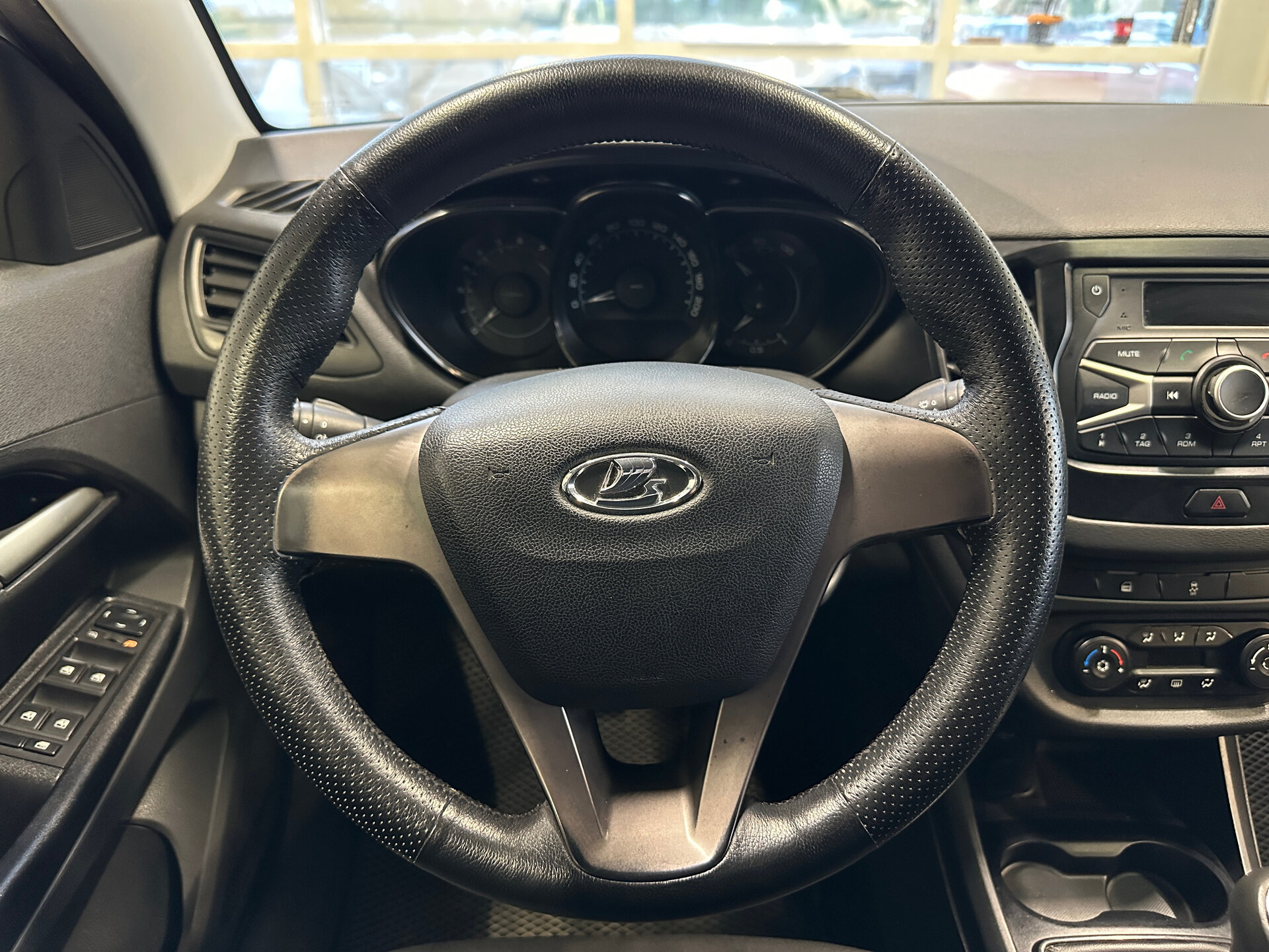 Lada (ВАЗ) Vesta, I 2017 Lada (ВАЗ) Vesta, I 2017