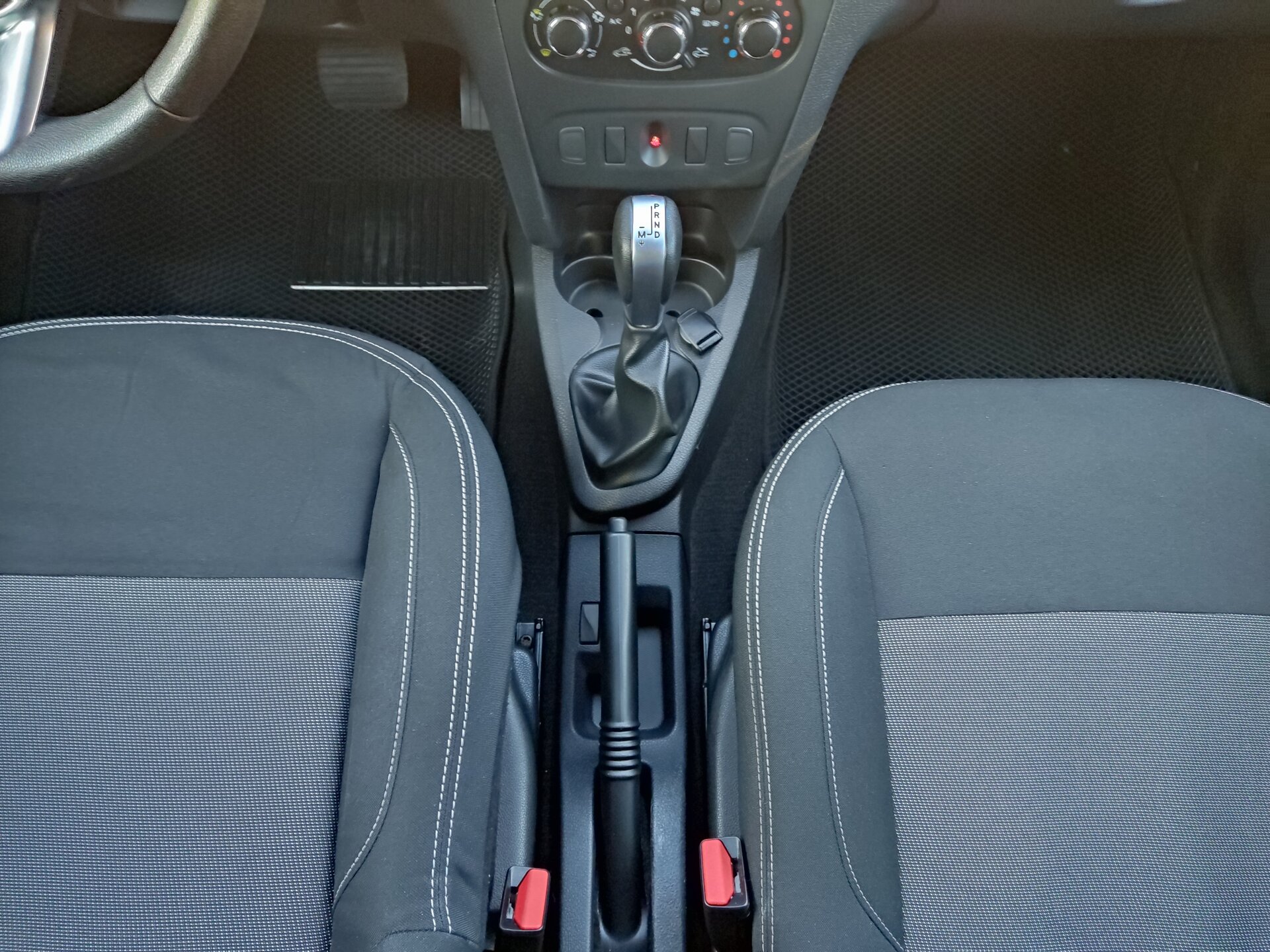 Renault Logan, II Рестайлинг 2022 Renault Logan, II Рестайлинг 2022