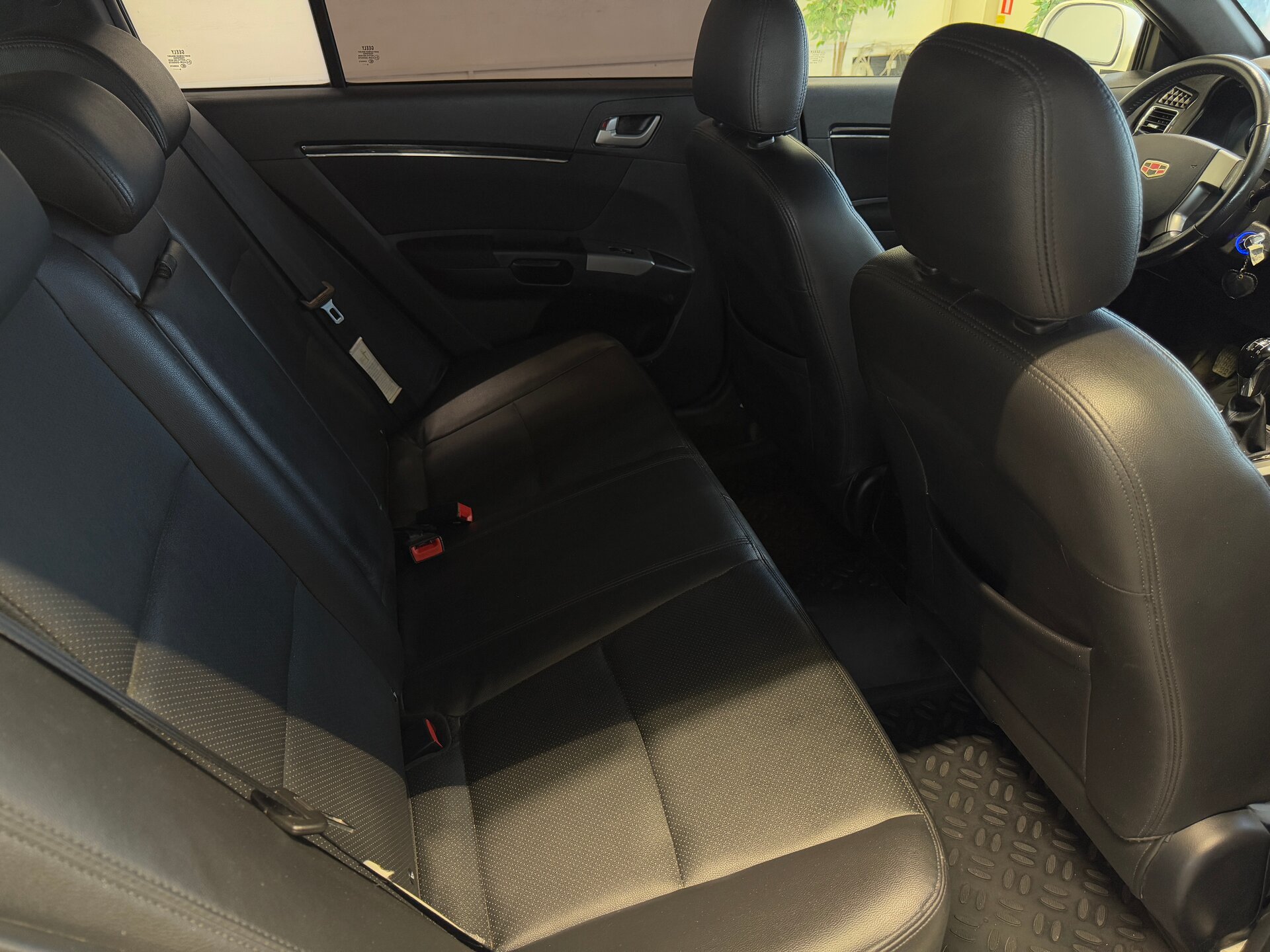 Geely Emgrand EC7, I 2013