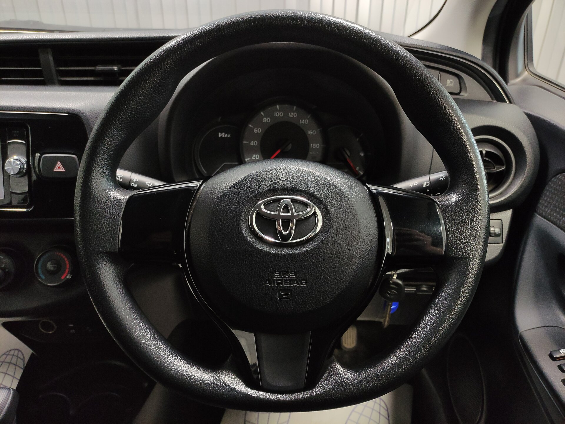 Toyota Vitz, III (XP130) Рестайлинг 2 2017 Toyota Vitz, III (XP130) Рестайлинг 2 2017