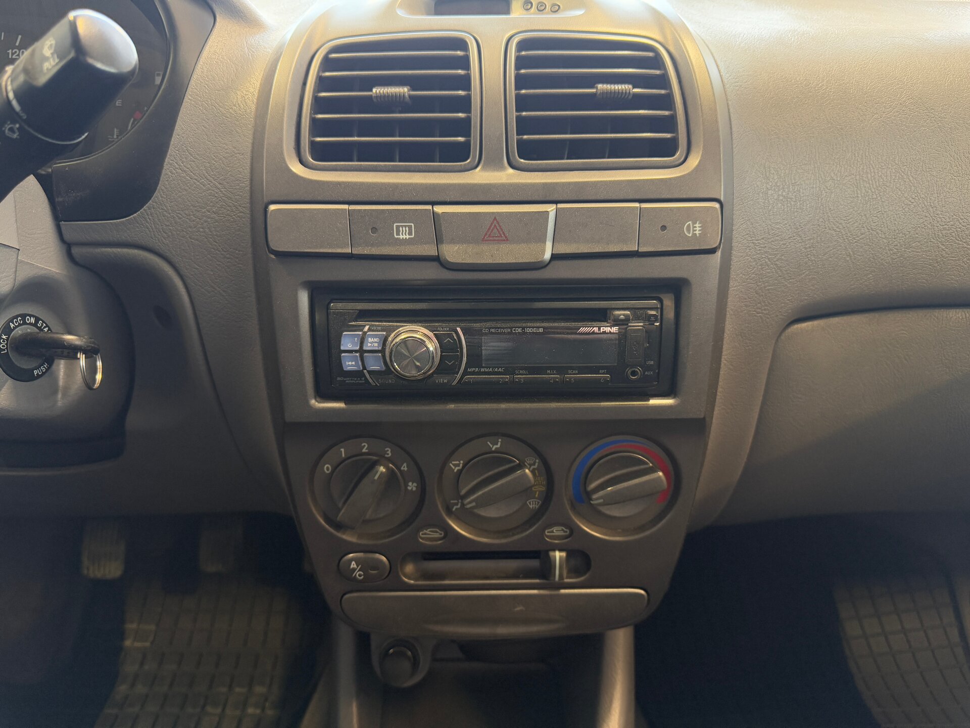 Hyundai Accent, II 2004 Hyundai Accent, II 2004