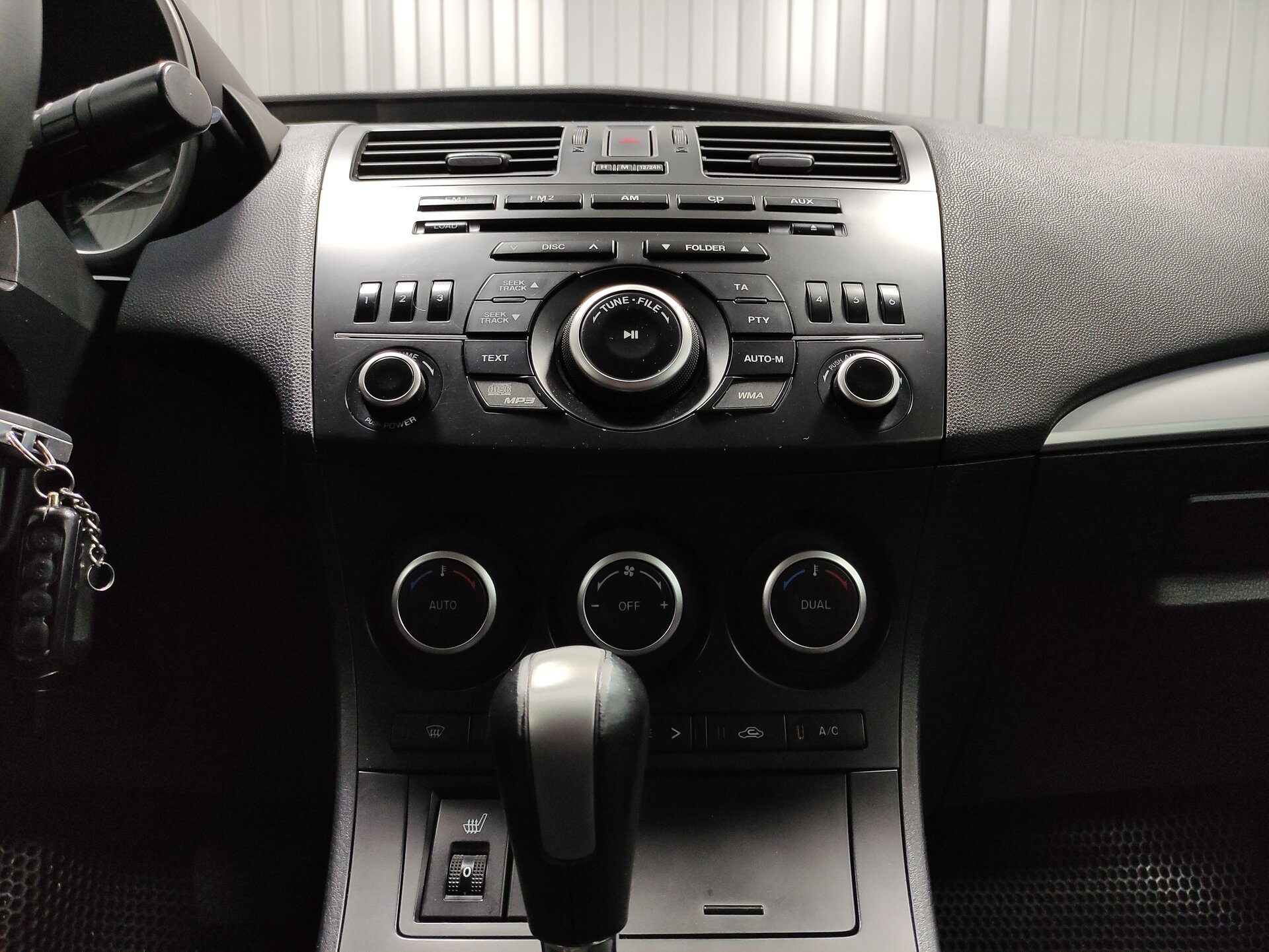 Mazda 3, II (BL) Рестайлинг 2012