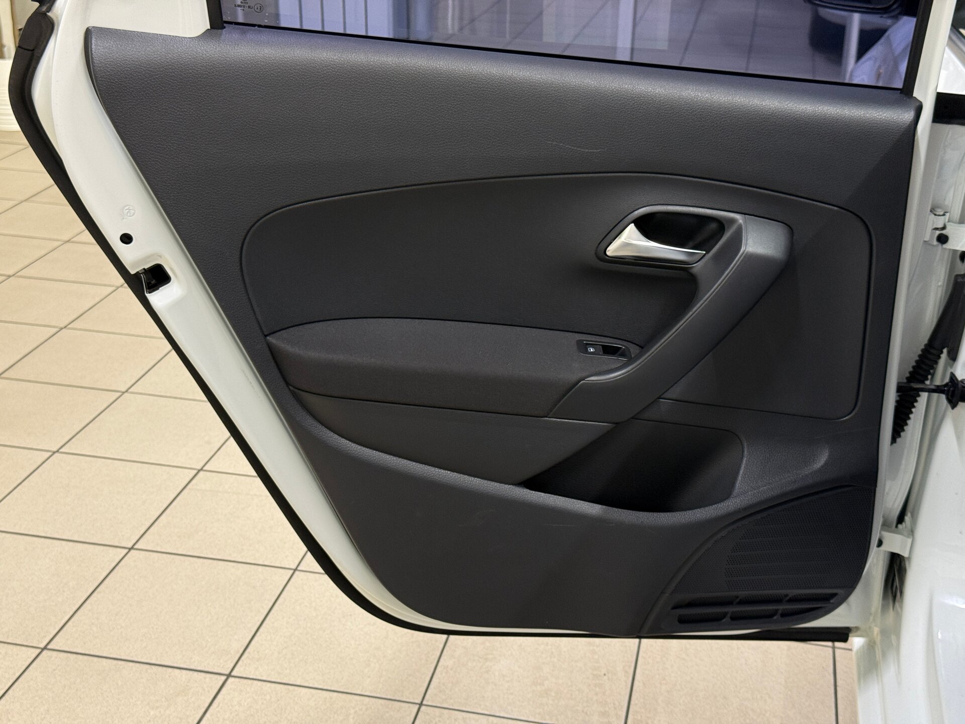 Volkswagen Polo, V Рестайлинг 2016