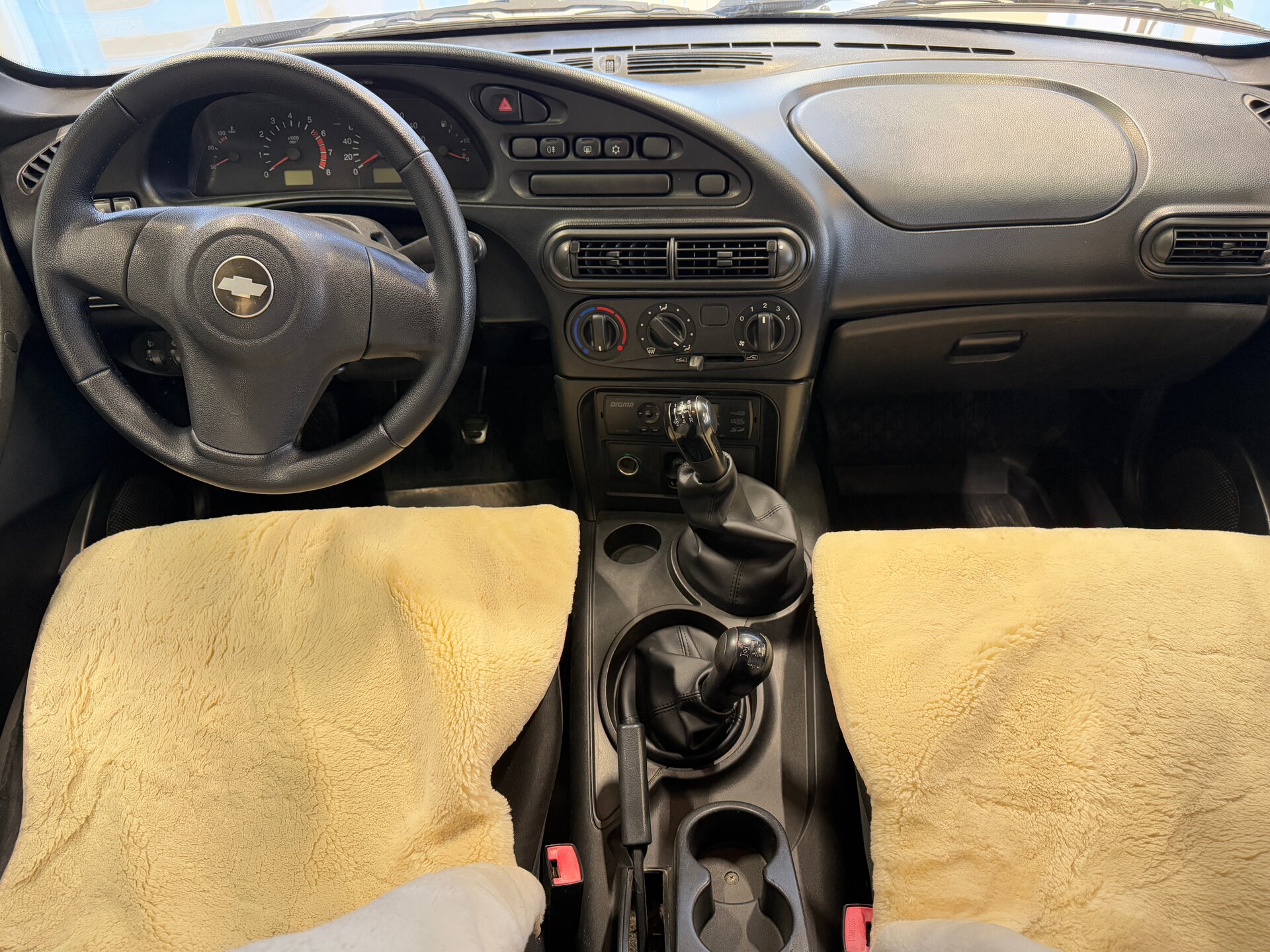 Chevrolet Niva, I Рестайлинг 2011