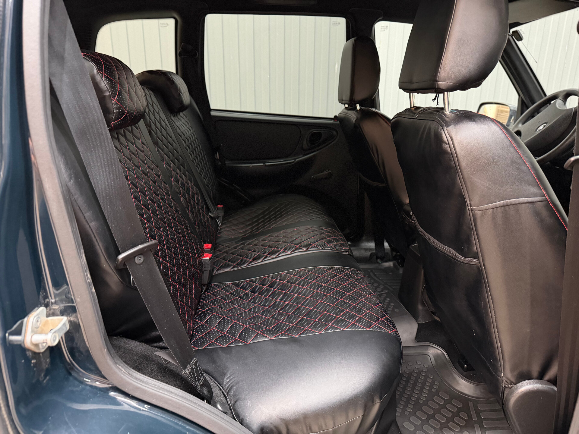 Lada (ВАЗ) Niva Travel, I 2023 Lada (ВАЗ) Niva Travel, I 2023