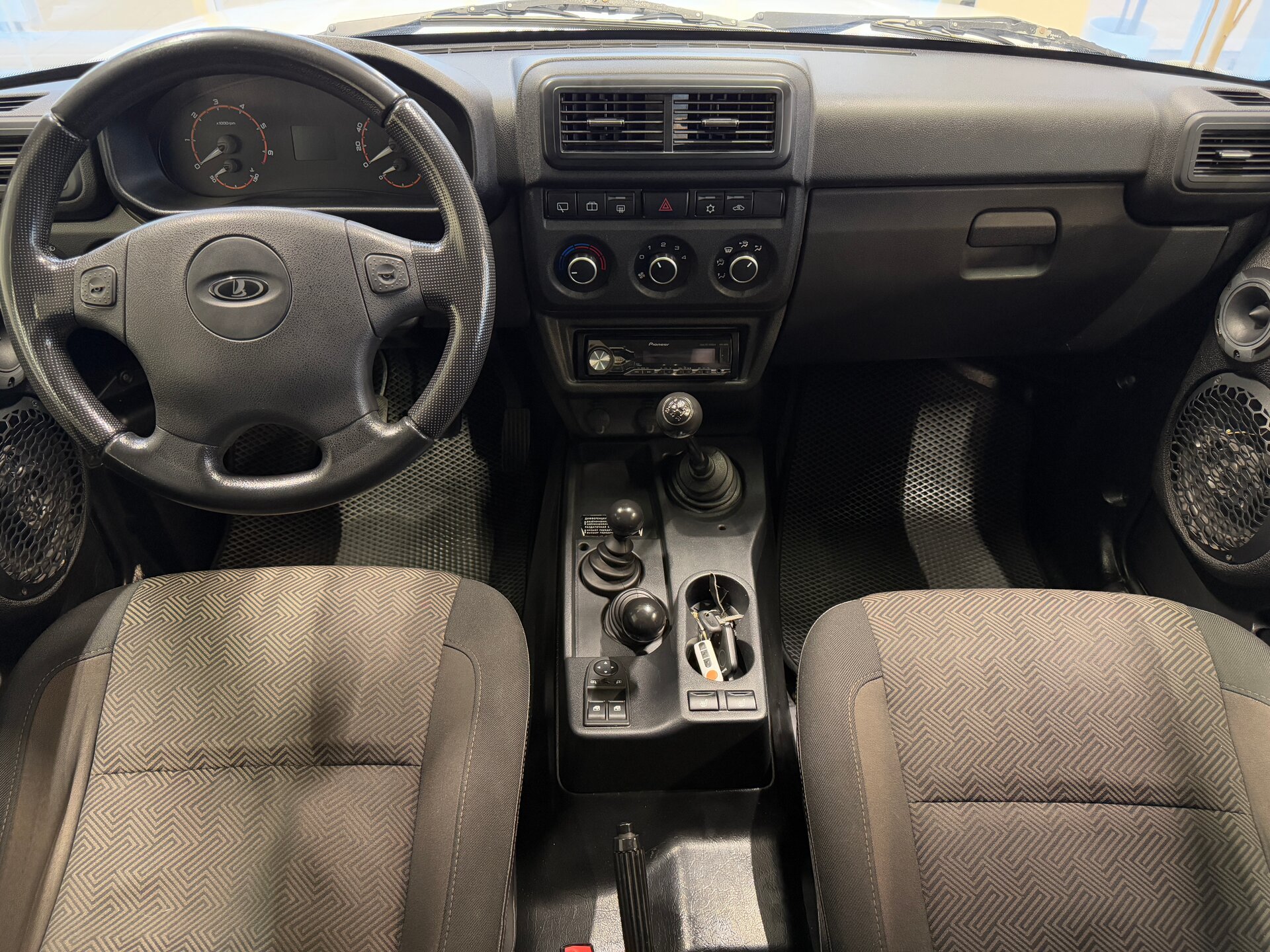 Lada (ВАЗ) 2121 (4x4), I Рестайлинг (2020) 2020 Lada (ВАЗ) 2121 (4x4), I Рестайлинг (2020) 2020