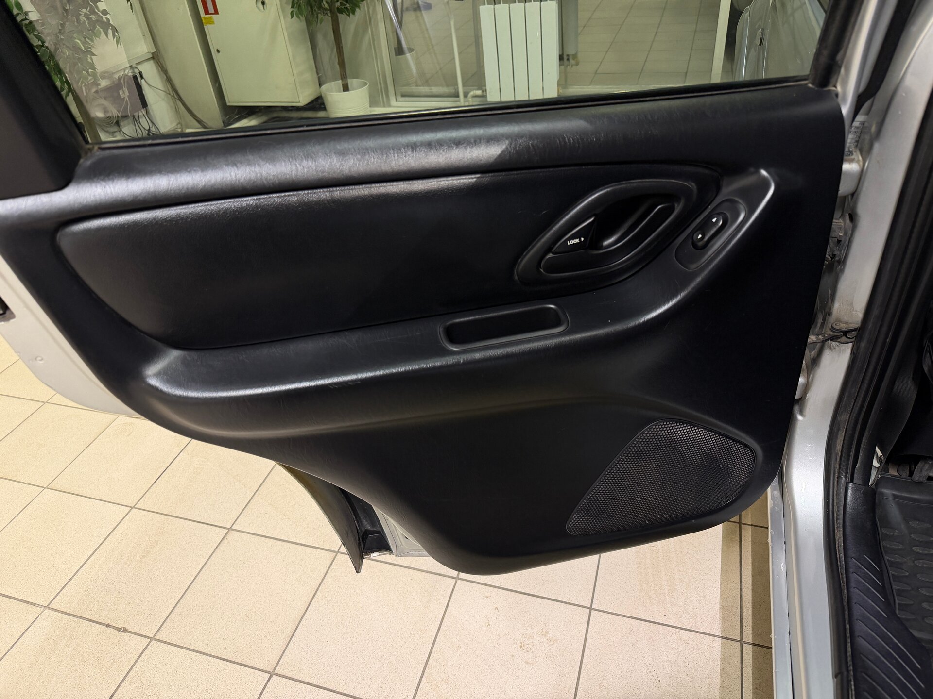 Ford Maverick, III 2005