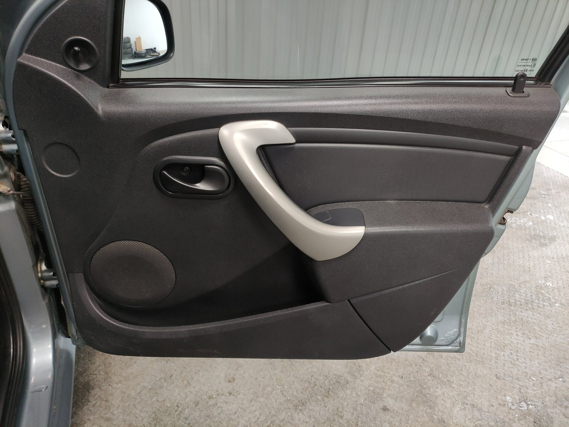 Renault Logan, I Рестайлинг 2011