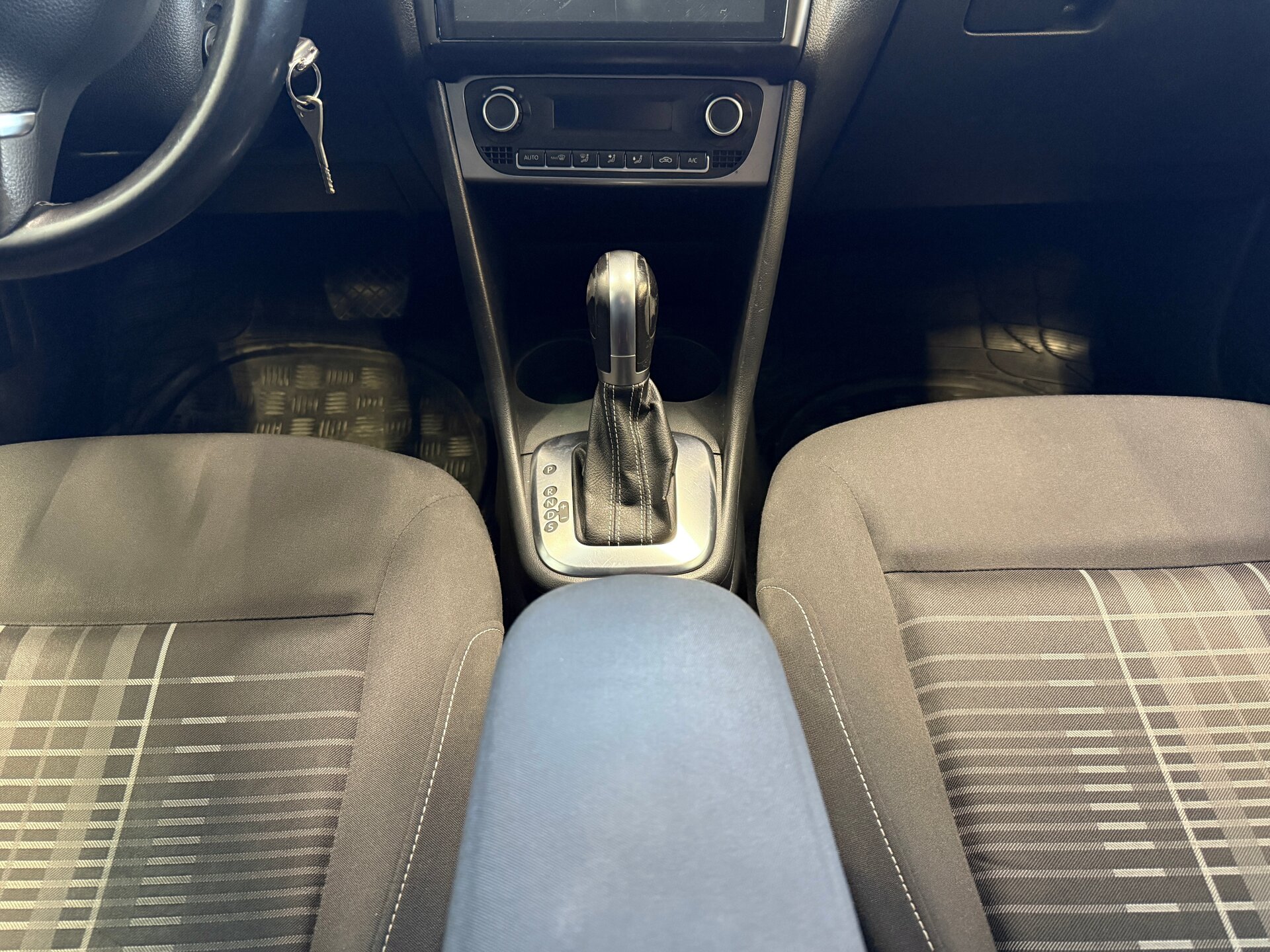 Volkswagen Polo, V 2015