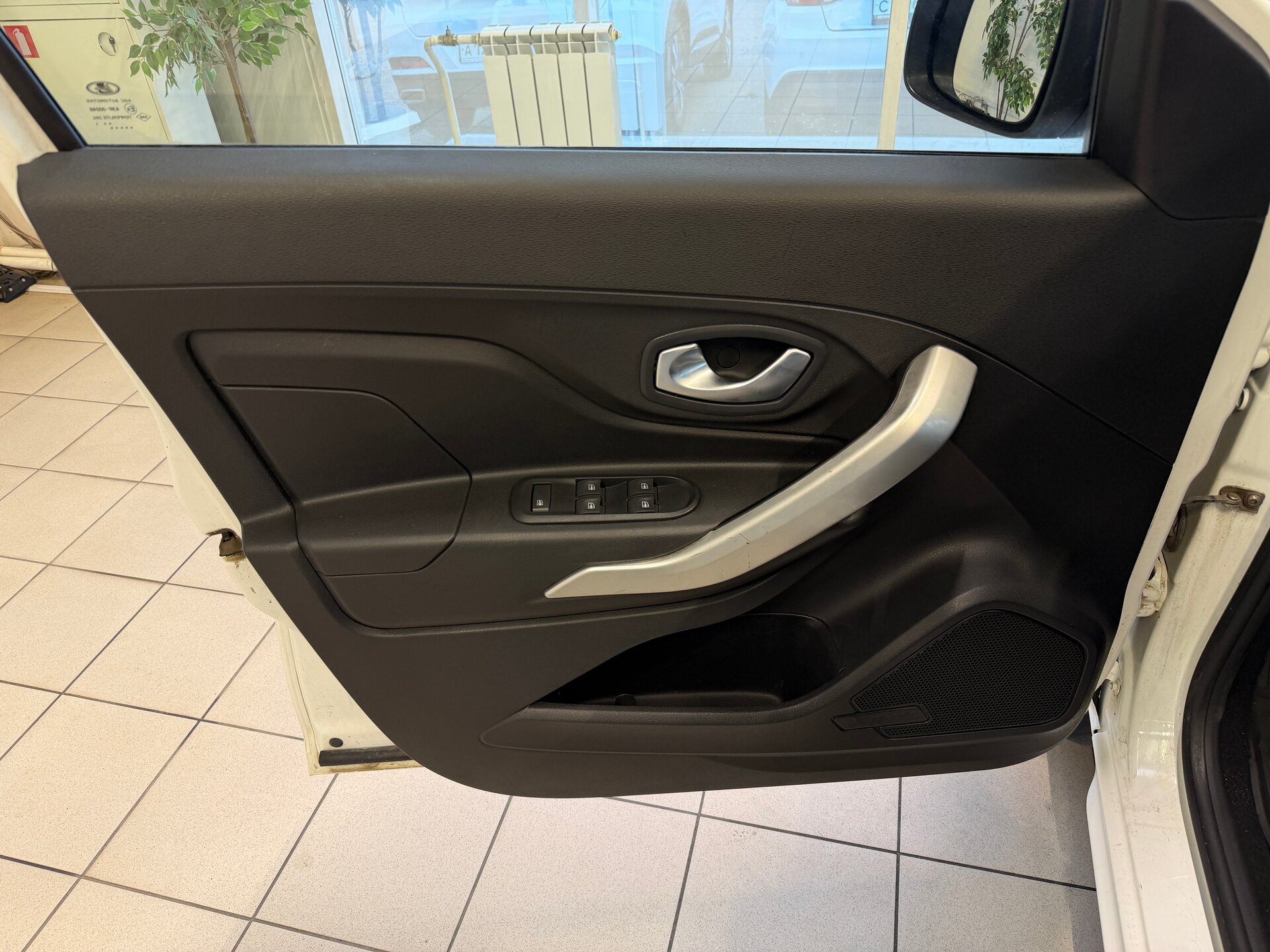 Lada (ВАЗ) XRAY, I 2021