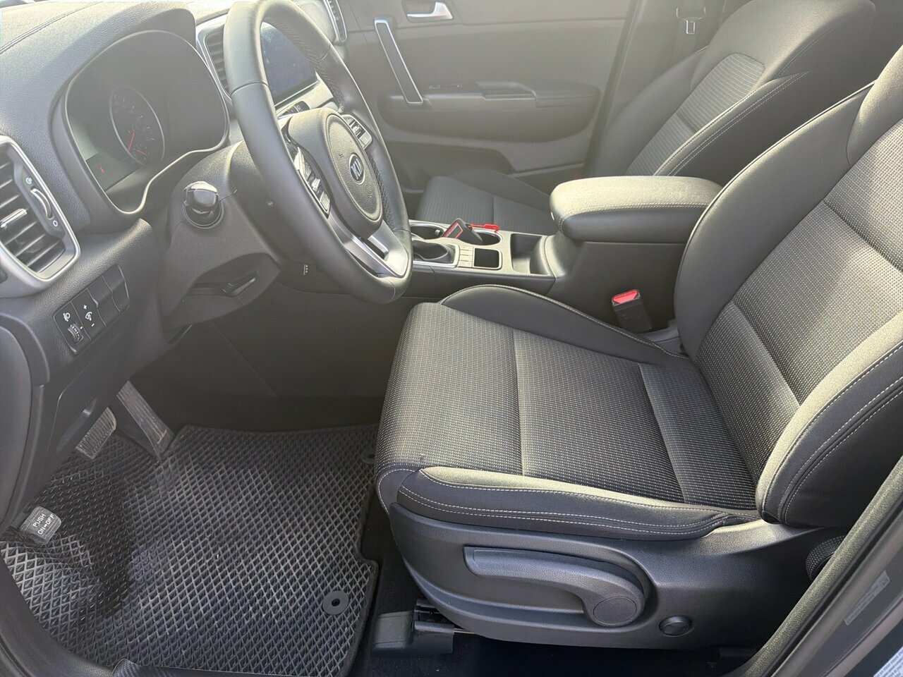 Kia Sportage, IV Рестайлинг 2021 Kia Sportage, IV Рестайлинг 2021
