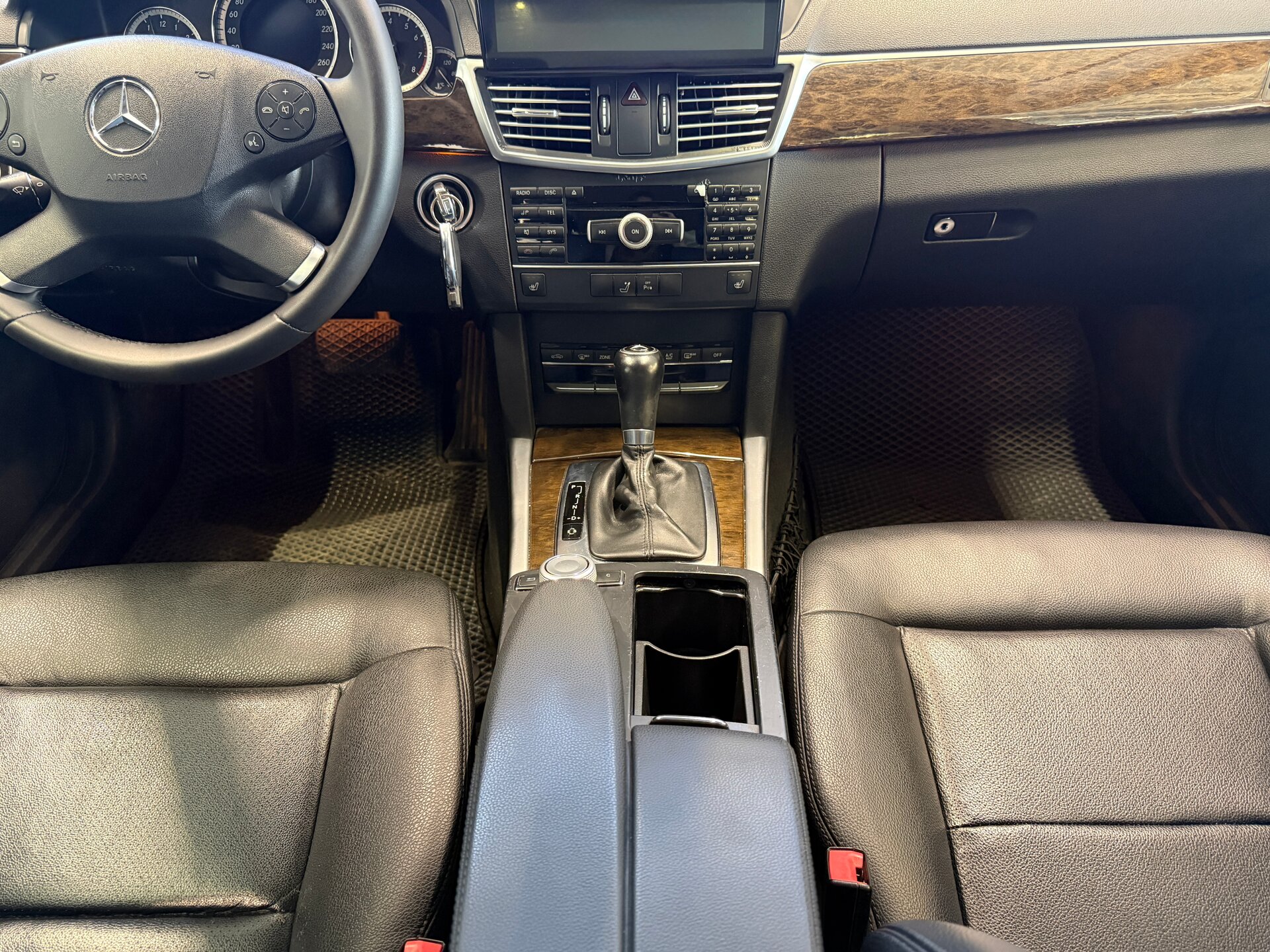 Mercedes-Benz E-Класс, IV (W212, S212, C207) 2011 Mercedes-Benz E-Класс, IV (W212, S212, C207) 2011