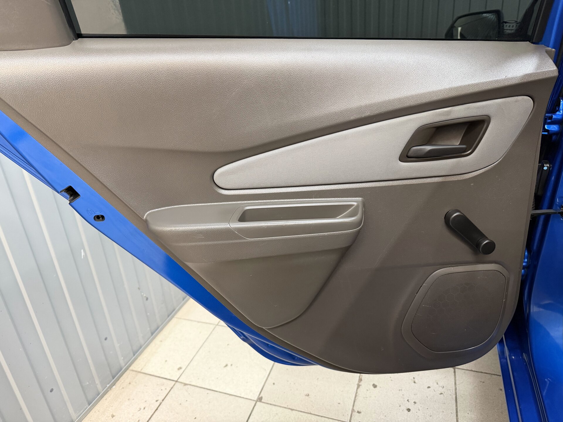 Chevrolet Cobalt, II 2013