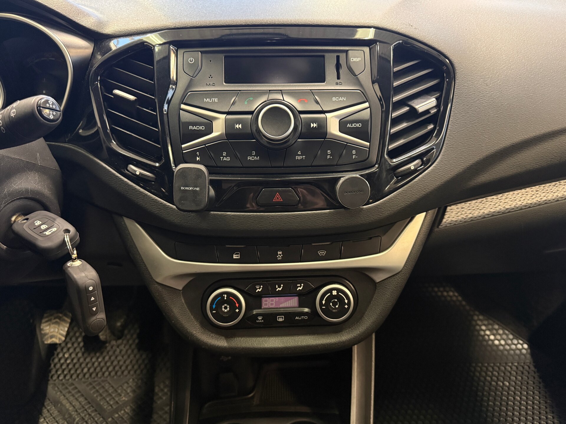 Lada (ВАЗ) Vesta, I 2020