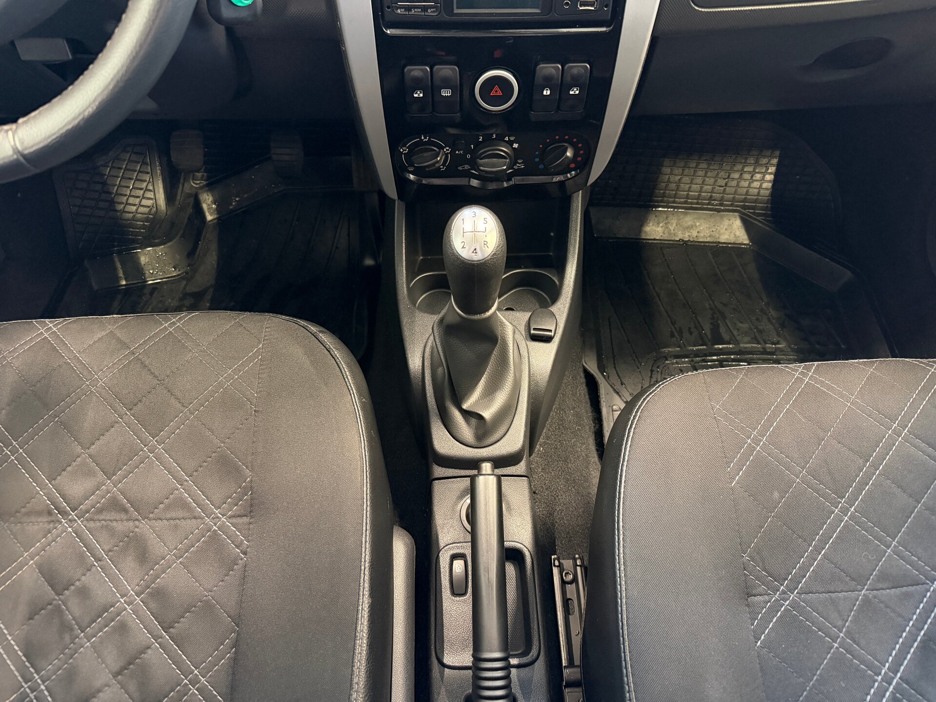 Lada (ВАЗ) Largus, I 2016