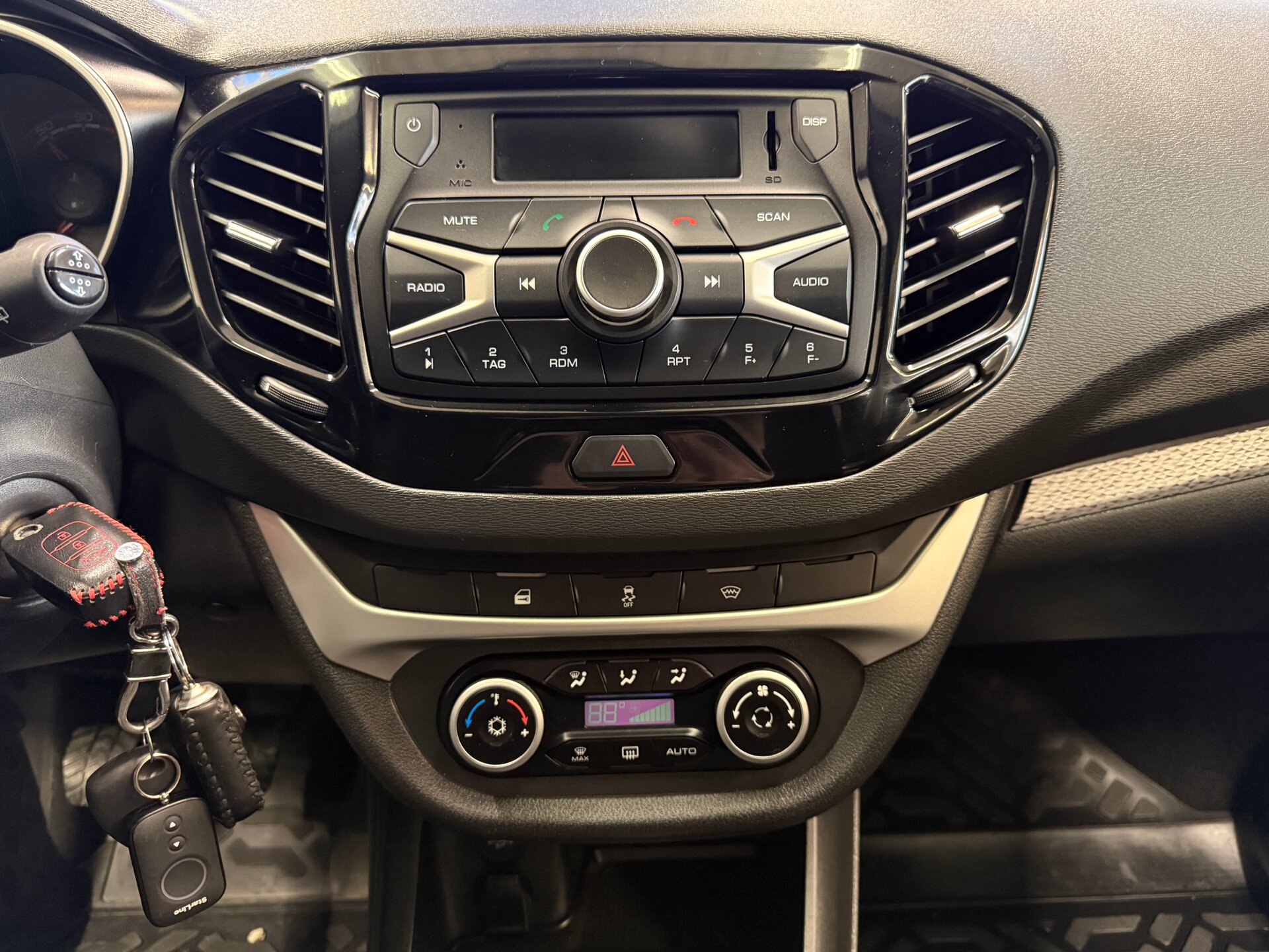 Lada (ВАЗ) Vesta, I 2018 Lada (ВАЗ) Vesta, I 2018