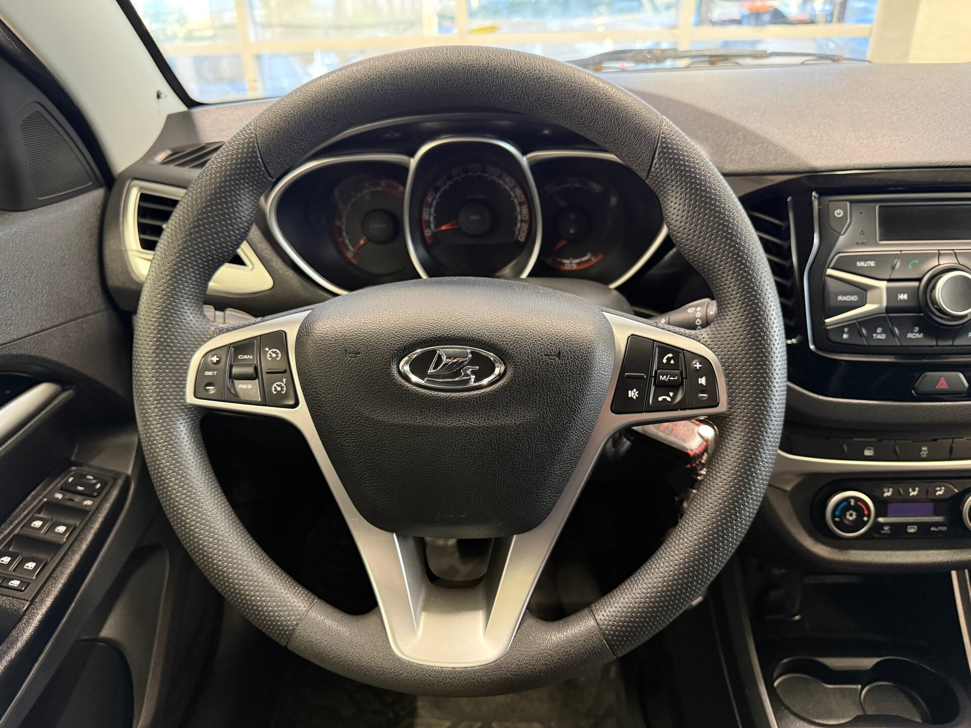 Lada (ВАЗ) Vesta, I 2018 Lada (ВАЗ) Vesta, I 2018